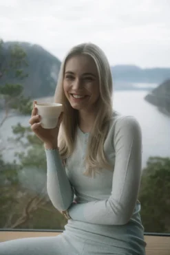 Aurora Aya Ulltopp D Myk longsleeve til dame